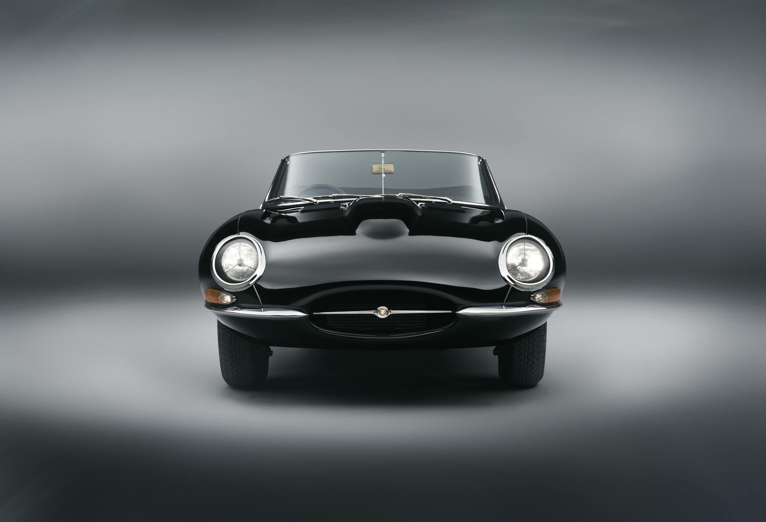 1312_HPin_SC_JagEtype_15_DeadFront_v5a_Black